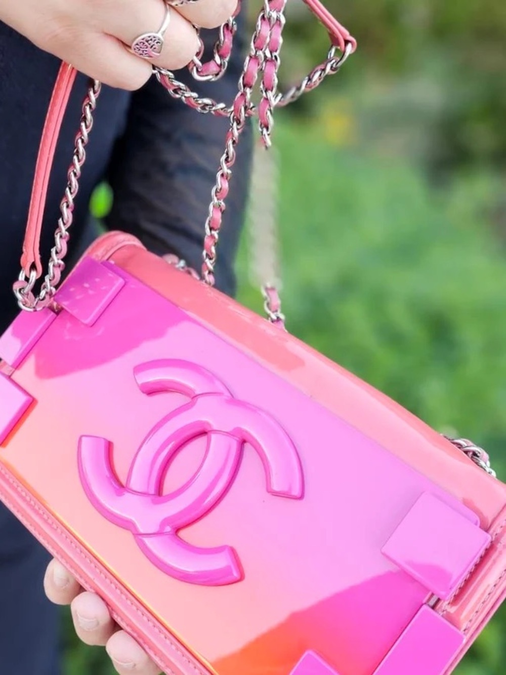 CHANEL Pink to Coral Patent Leather Shoulder Bag